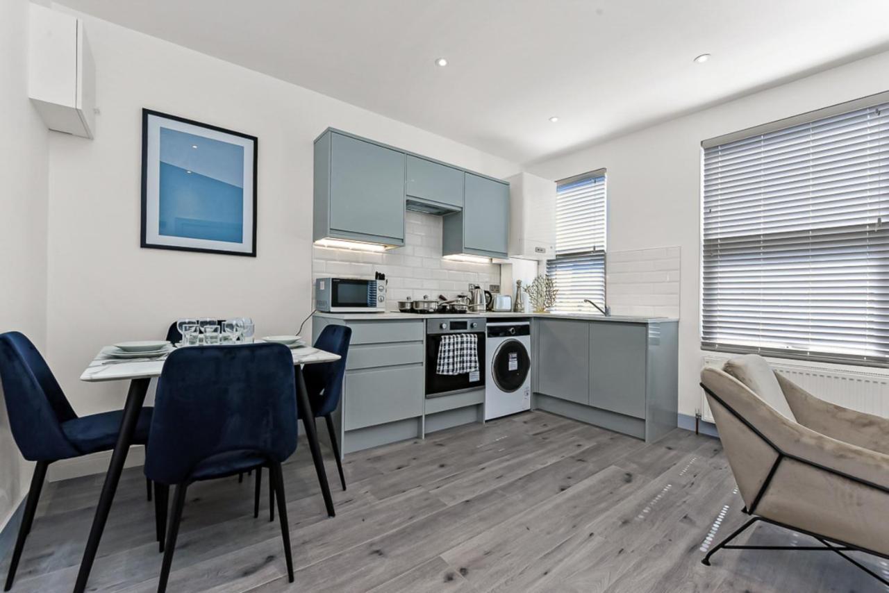 Amazing 2 Bedroom Apartment In Greater Londres Exterior foto